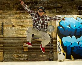 美女亲嘴衣服落地视频影视海报