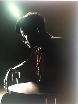 eeuss第一页影视海报