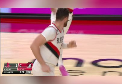 被门夹过的核桃神回复影视海报