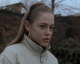 笨蛋妹妹喝牛奶 完整版影视海报